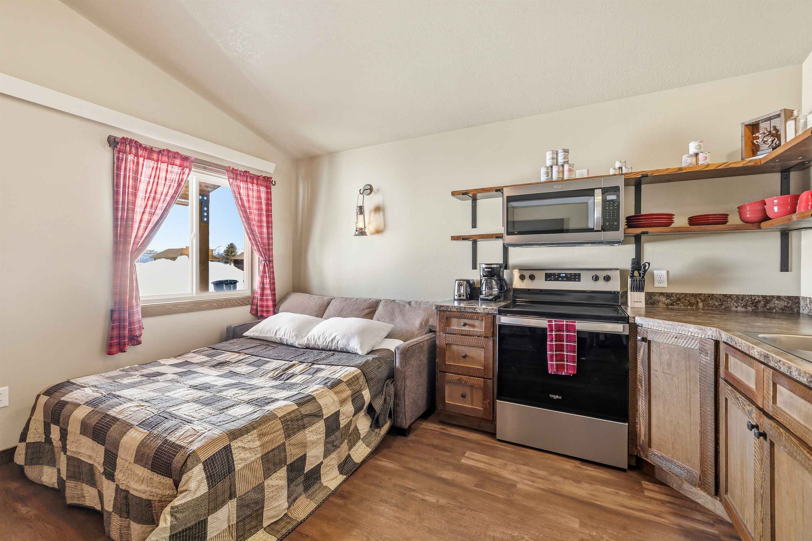 Pony Express Cabin gallery image