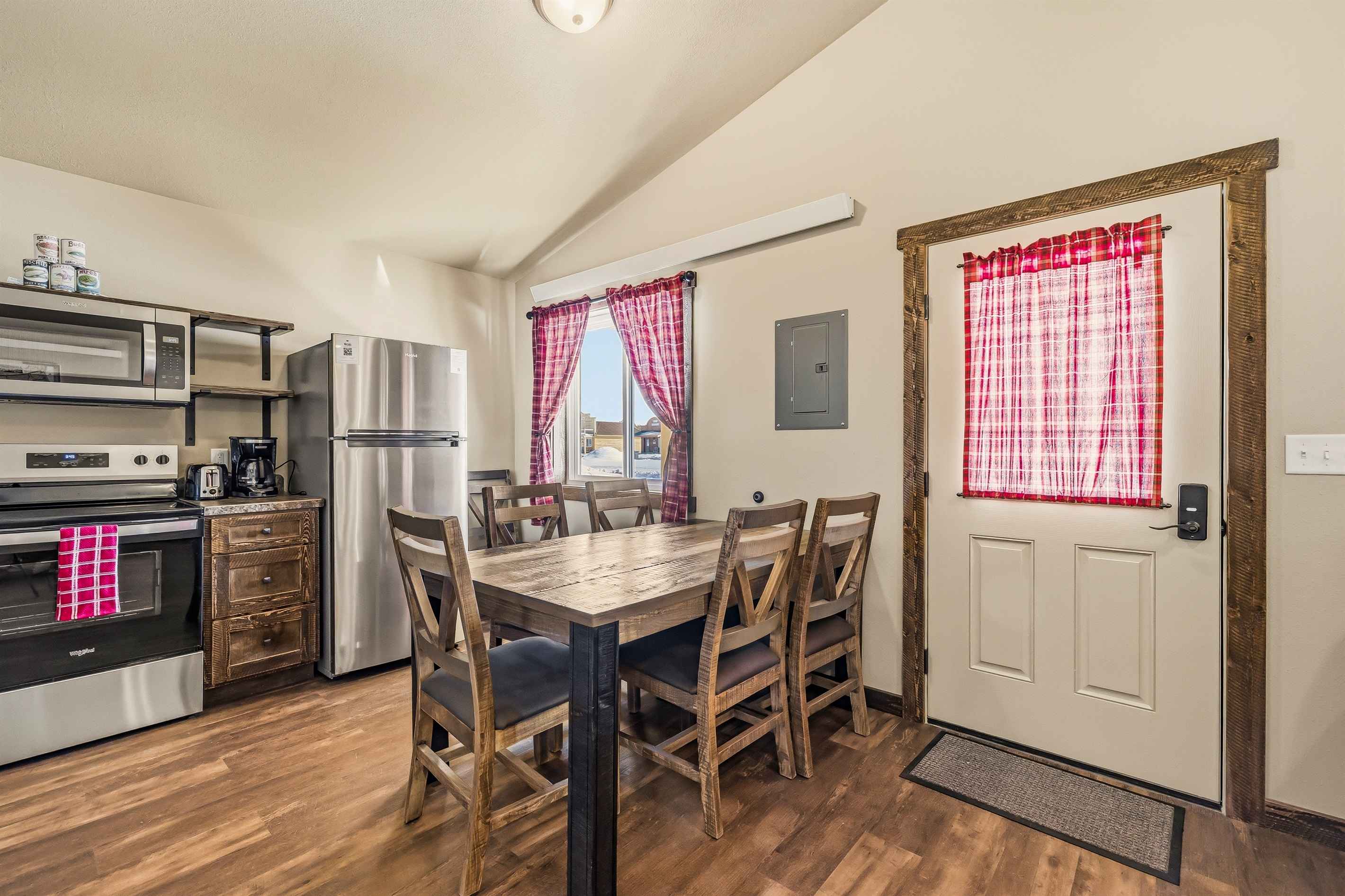 Town Hall Cabin gallery image