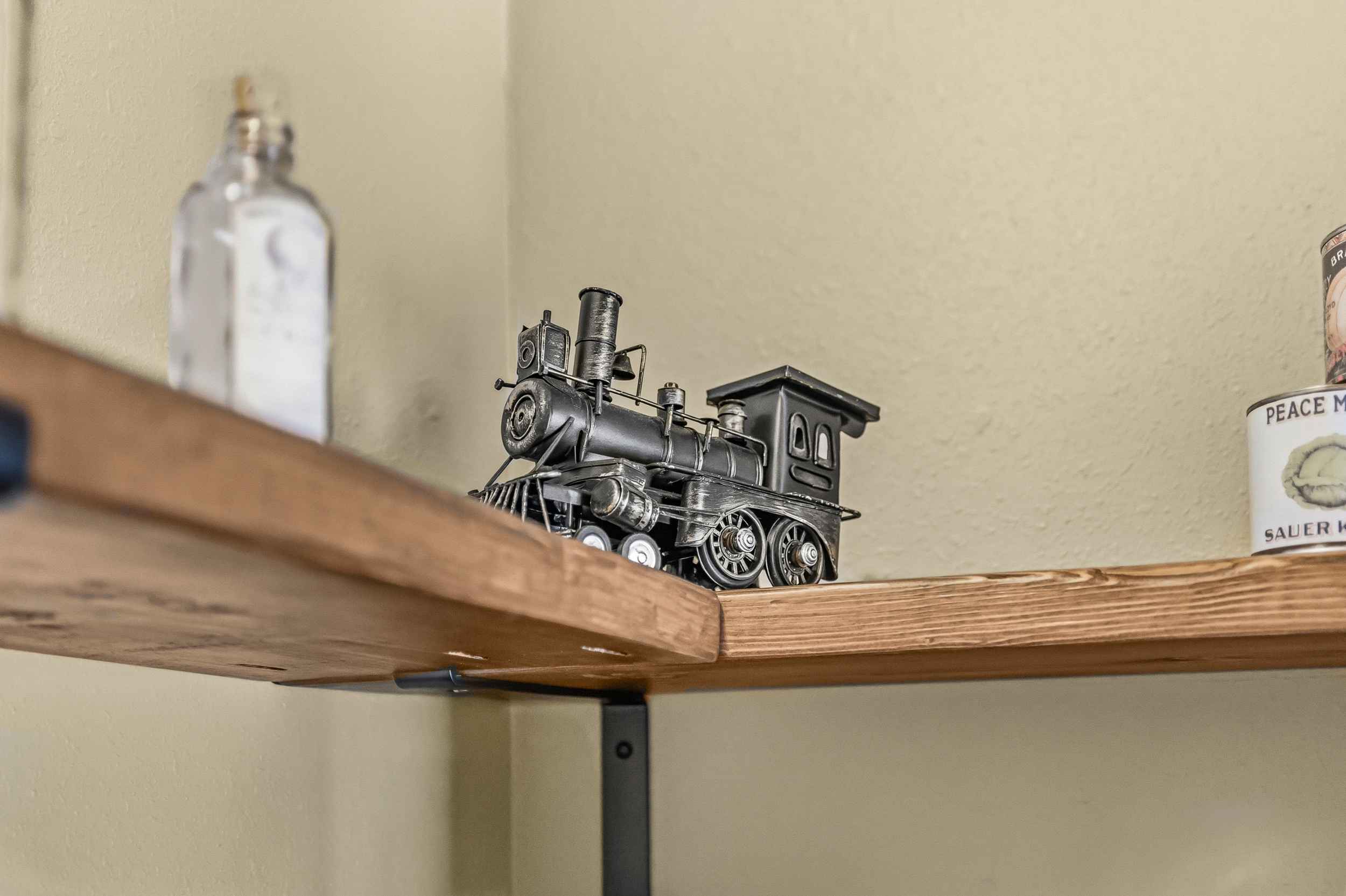 Rail Station Cabin gallery image