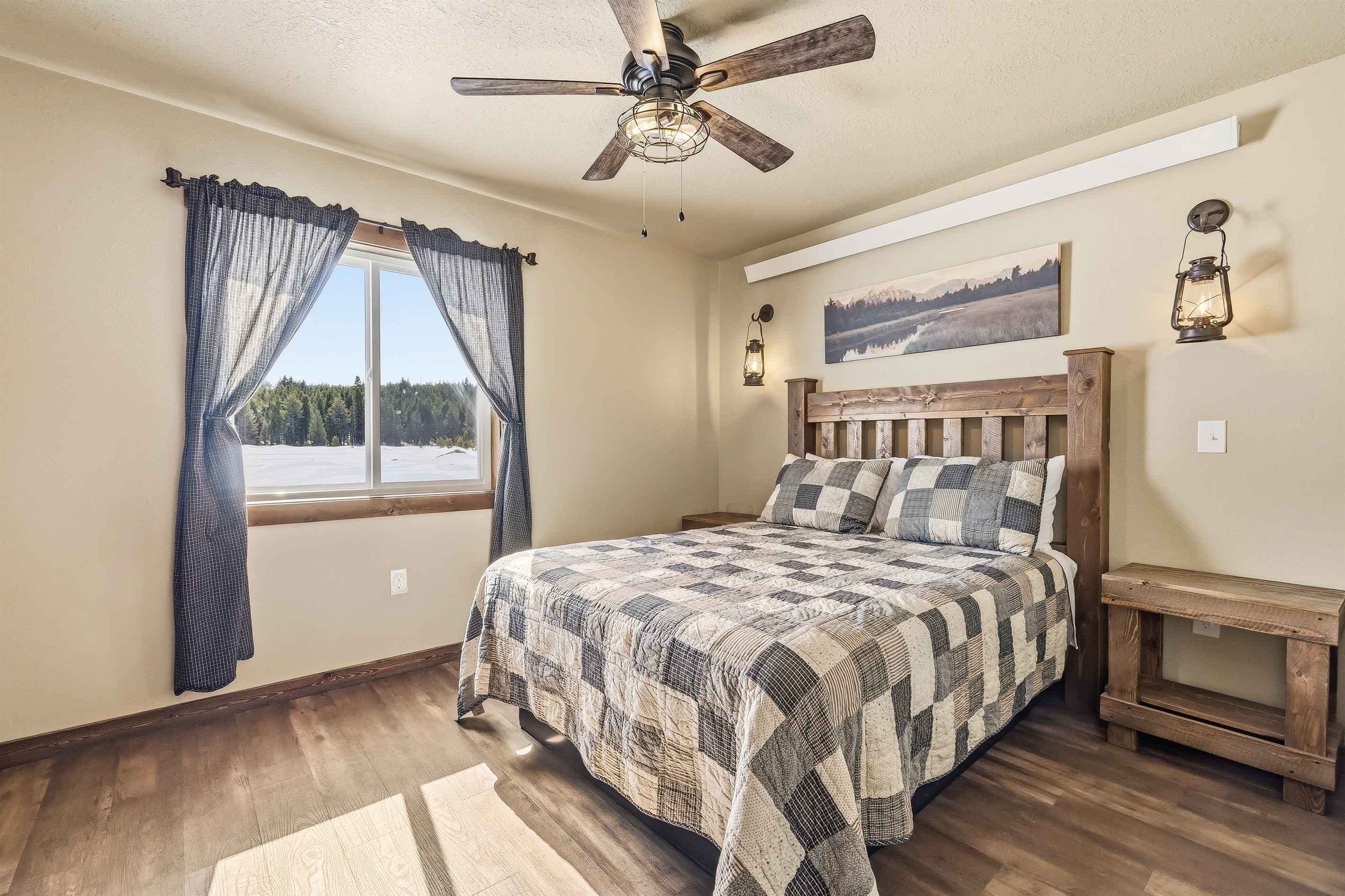 Rail Station Cabin gallery image