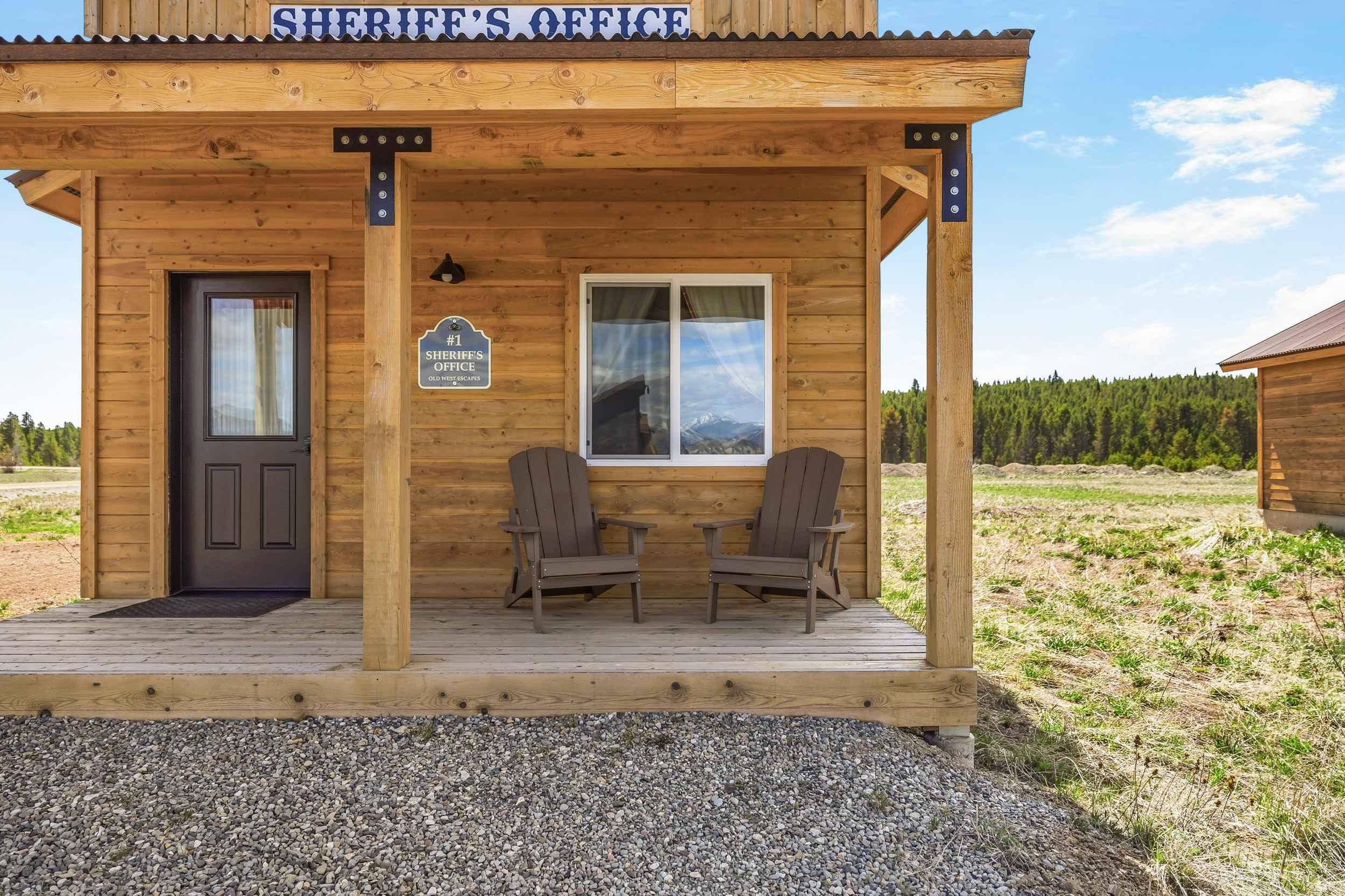 Sheriff's Office Cabin gallery image