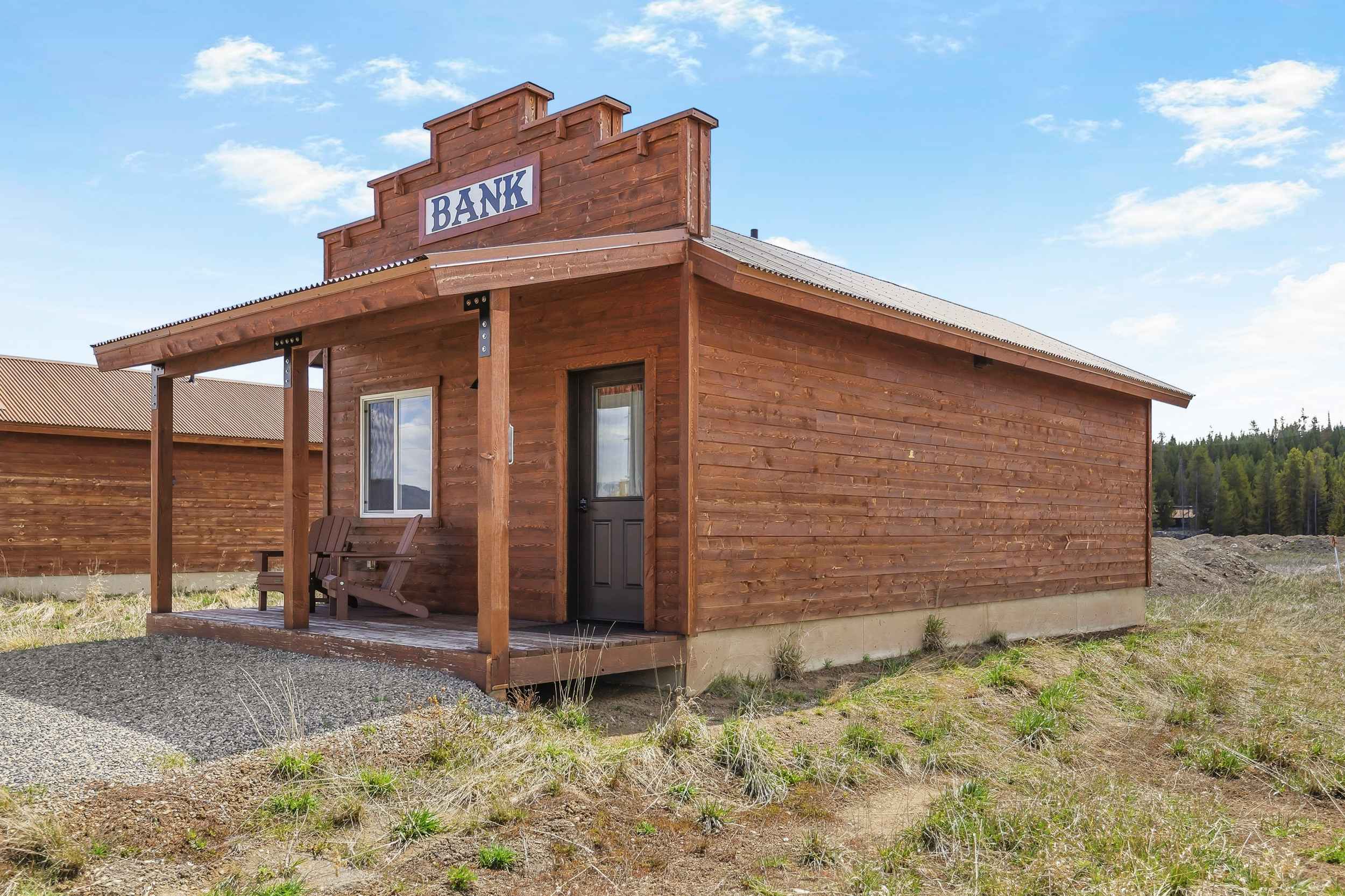 Bank Cabin gallery image